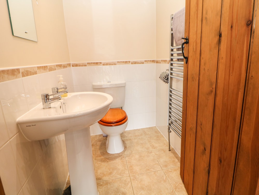 Hope Valley Vacations - Midfeather Cottage - Property Image 20