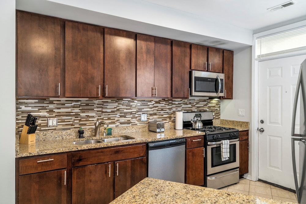 Cozy 1BR - Sunnyside 2N