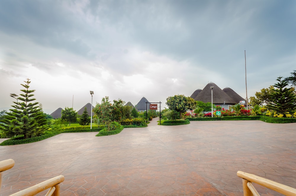 Emburara Farm Lodge