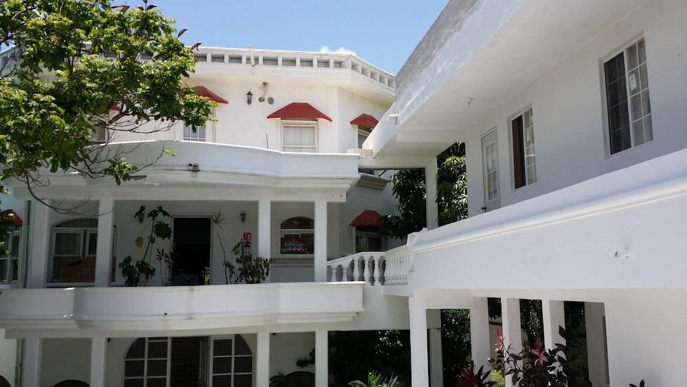 Mansion Giahn Inn
