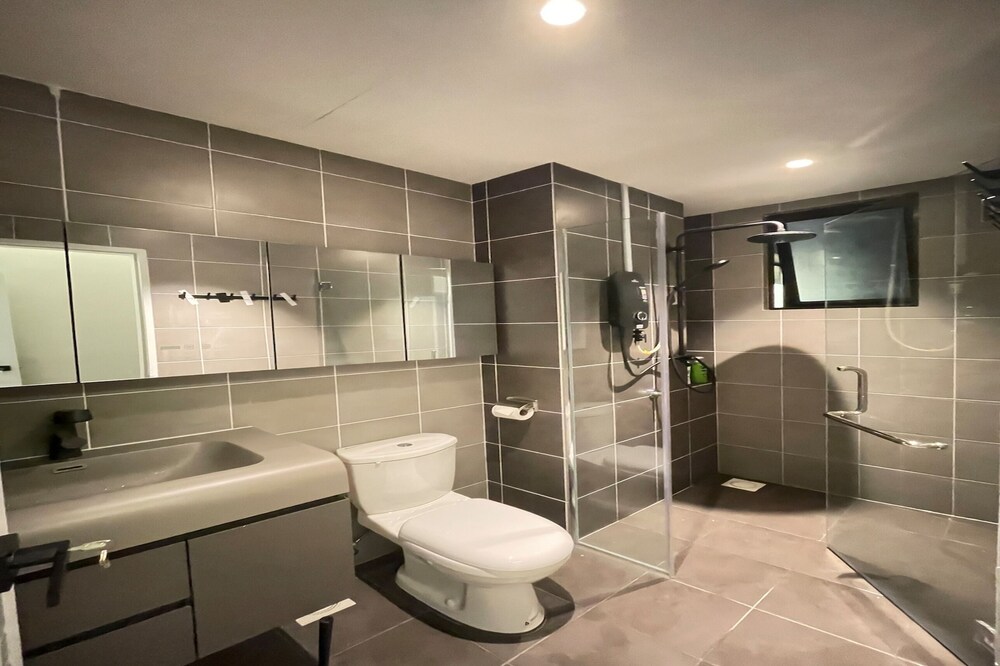 Netizen Cheras Residence by Emily in Town