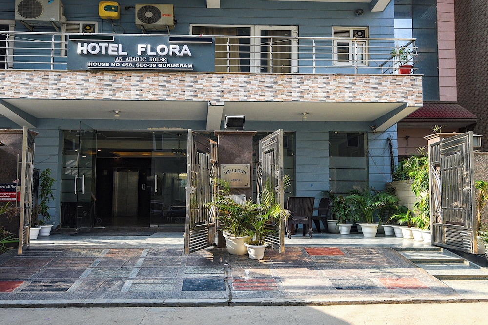 Fabhotel The Flora