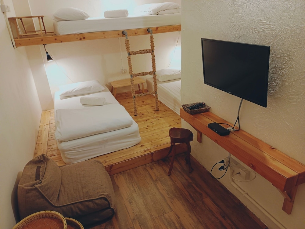 Sattahiptale Boutique Guest House & Hostel