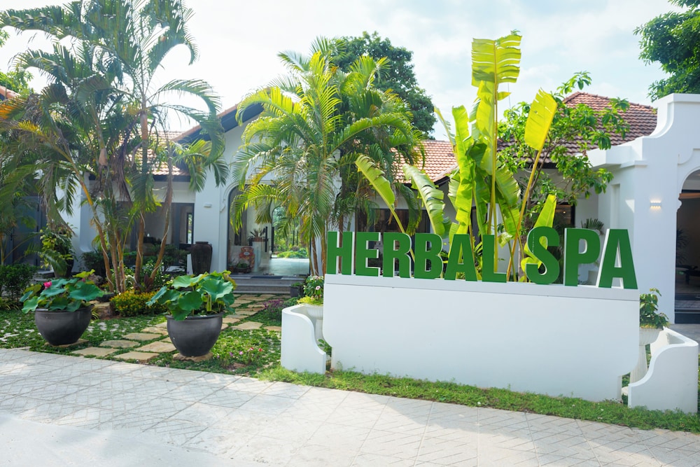Herbal Resort