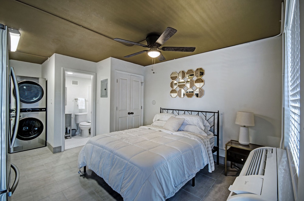 The Admiral Apartments view 5