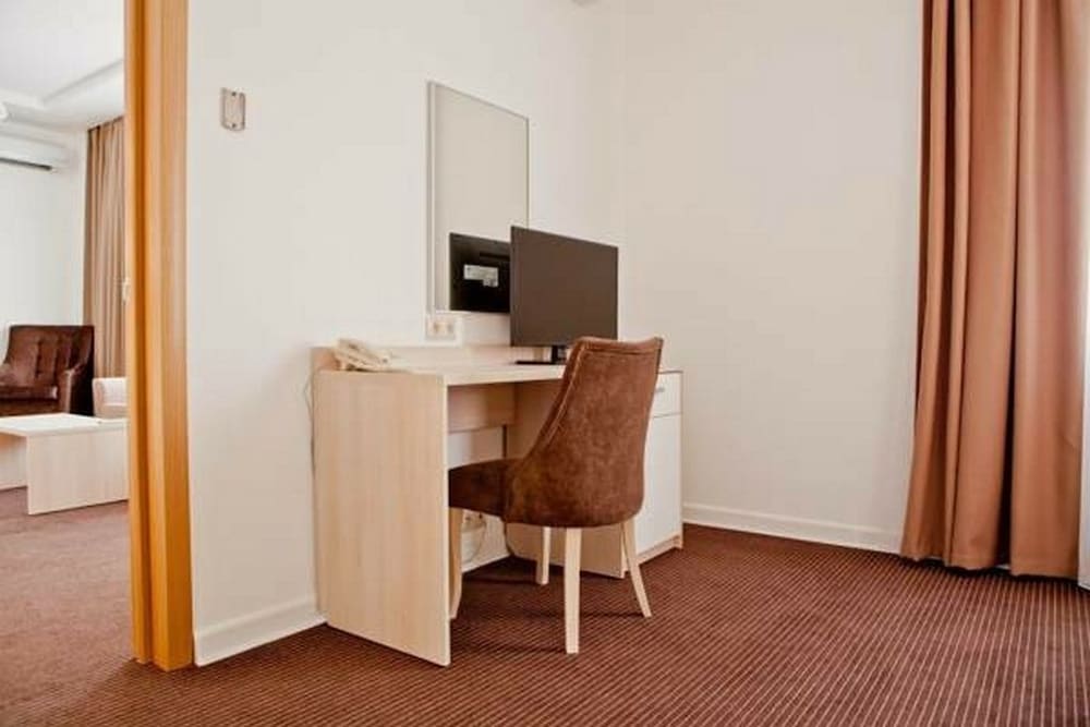 Flagman Hotel