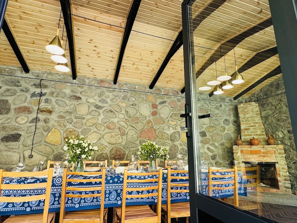 Traveler's Cottage in Kazbegi view 3