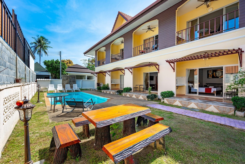 Chernin Apartment Suites