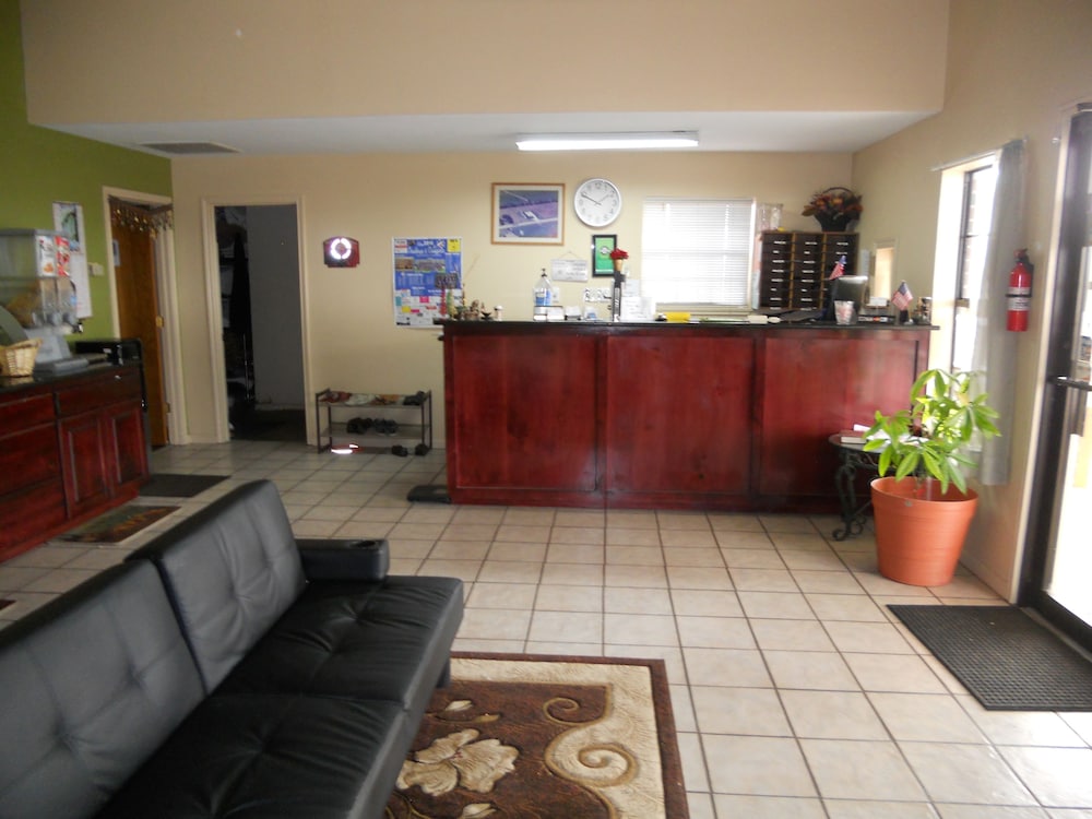 Victoria Vacations - Jackson Inn - Property Image 2