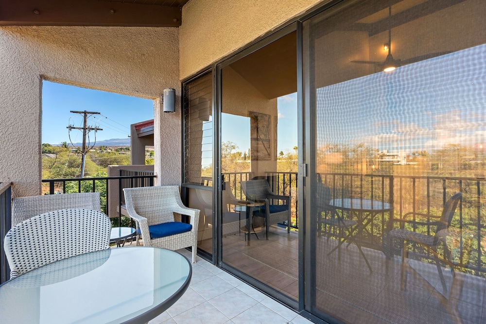 Summer Sale! Deluxe Modern Renovation, Split-ac, Kamaole Sands 4-411, Book Now!