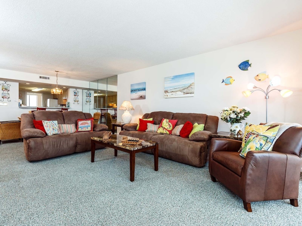 Surf Dweller 709 by Brooks and Shorey Resorts