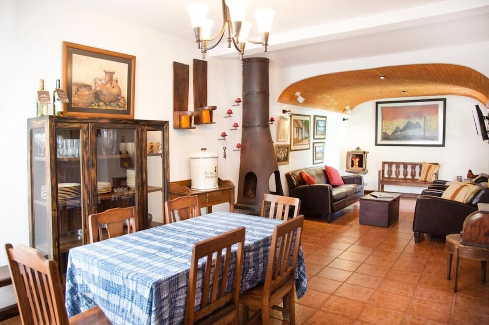 Villa Santa Ana Guatemala
