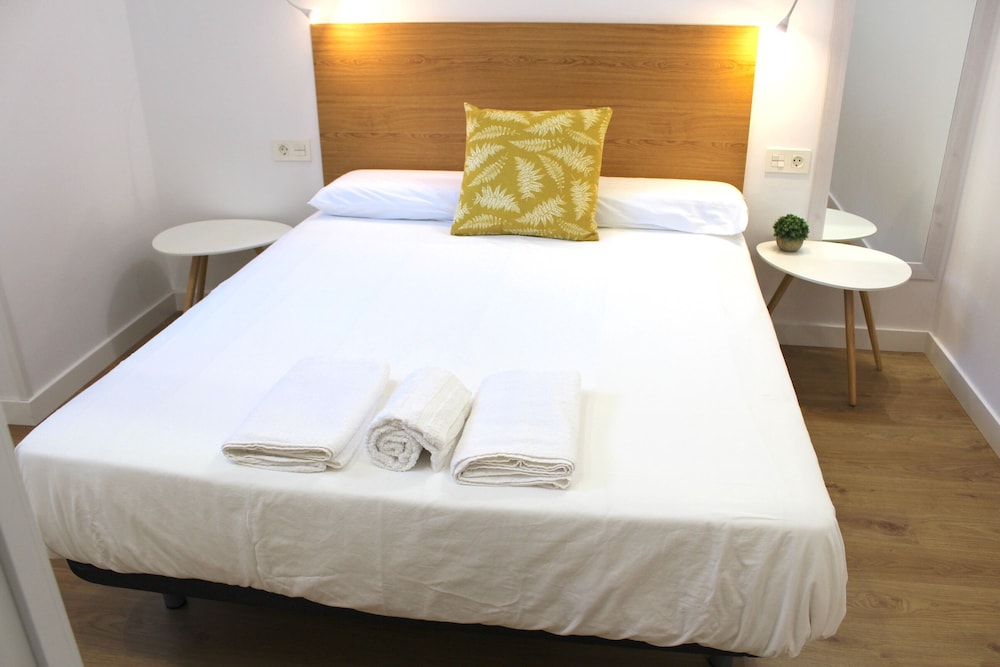 CENTRAL APARTMENT NEAR THE SEA - by SanSebastianApartments.es