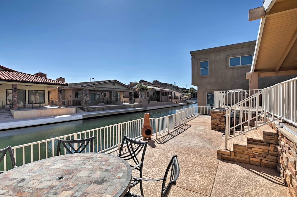 Canalfront Family Home w/ Private 50-foot Dock!