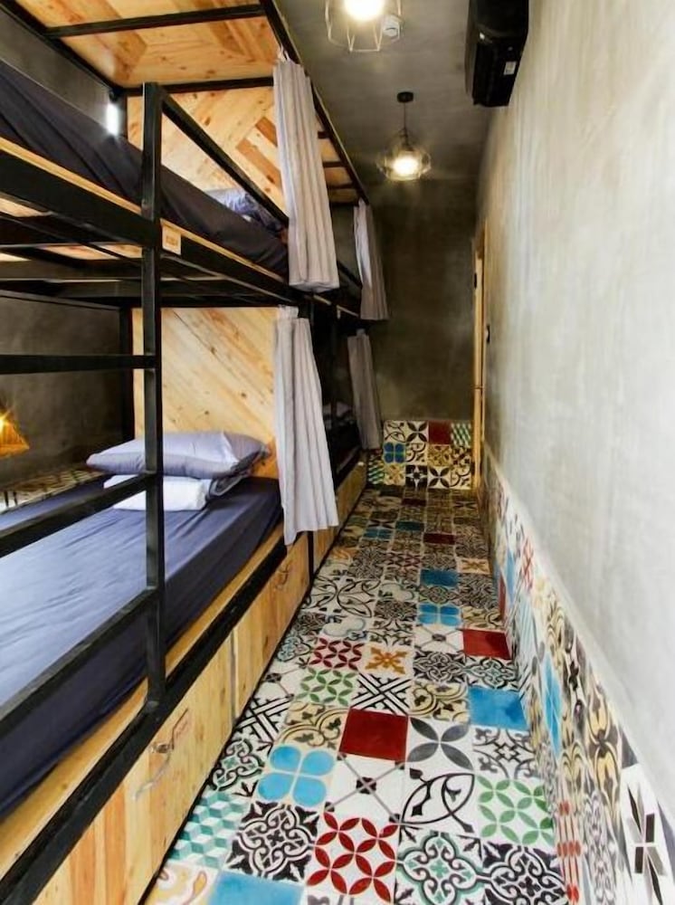 Memory Hostel