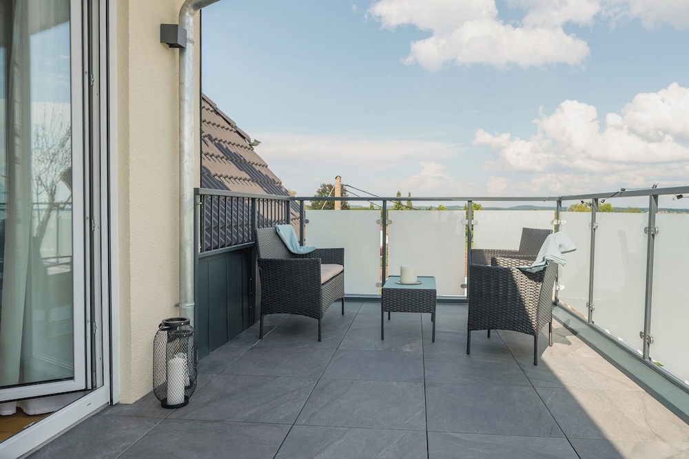 MK Apartments