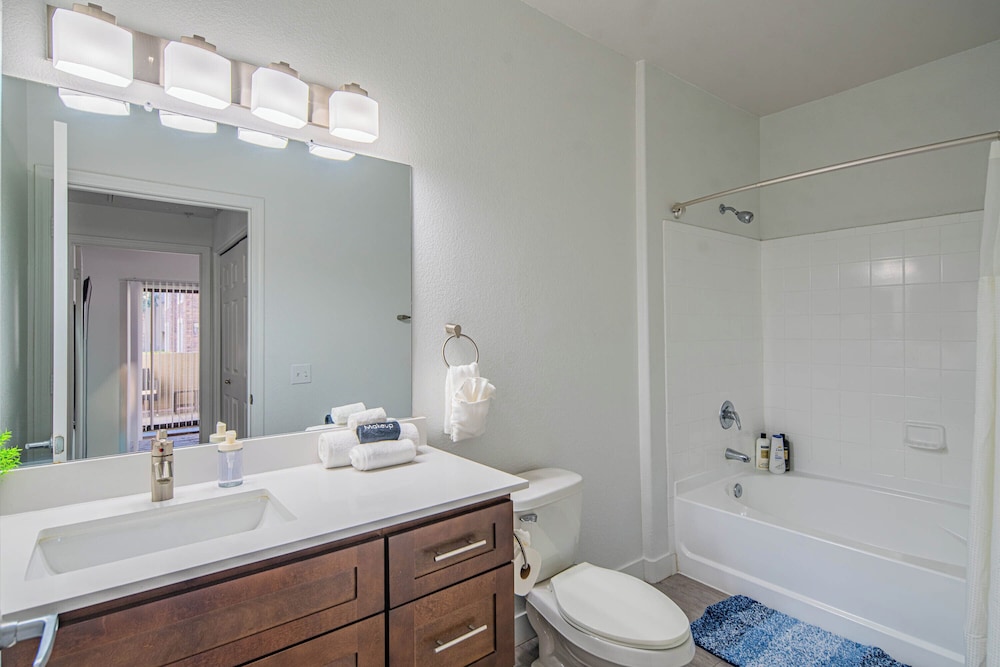 ROVE LIVING/KB - Zone