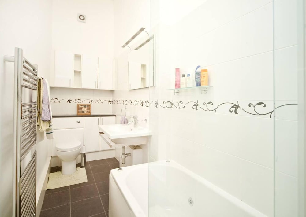 Beautiful 1-bed Apartment in Kensington, London