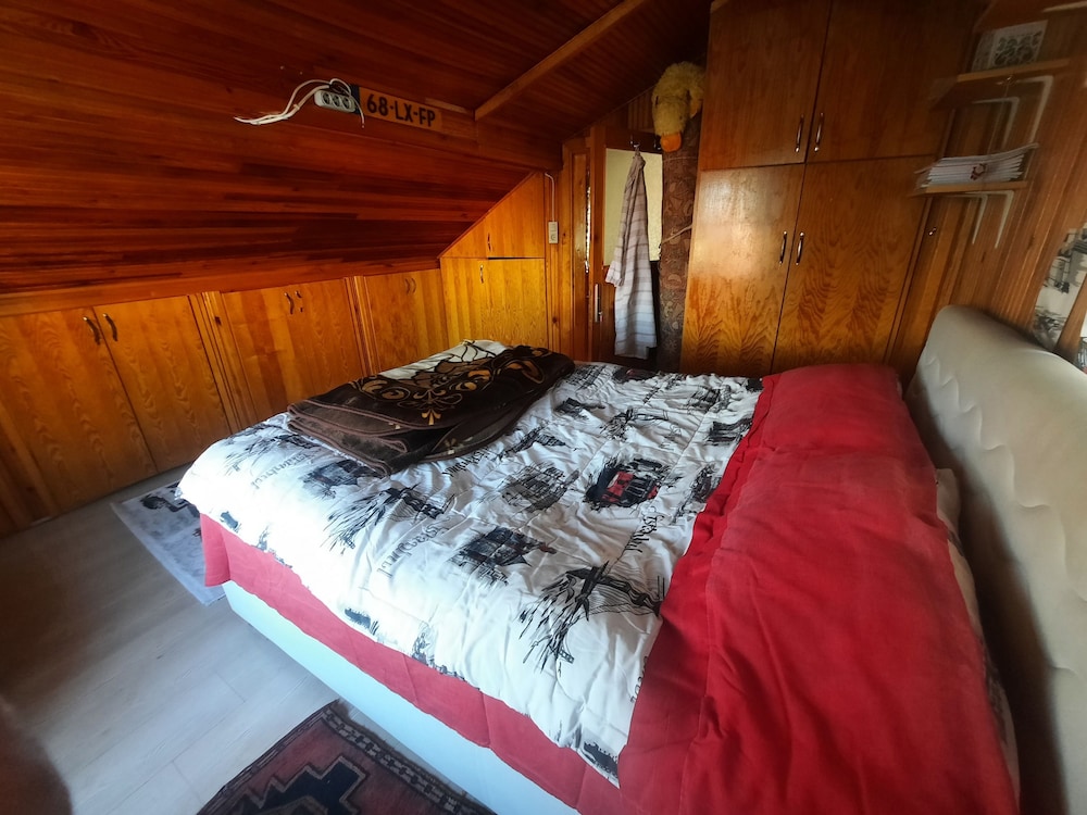 Aydemir apartmanı