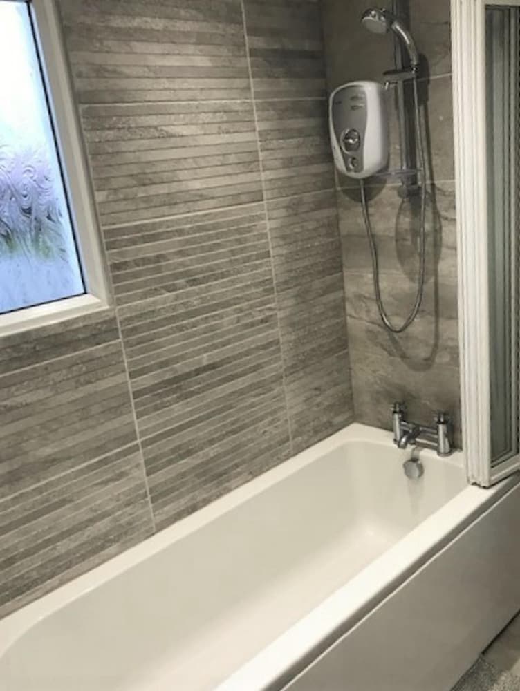 3 Bedroom Detached Holiday Chalet, Southshore Park