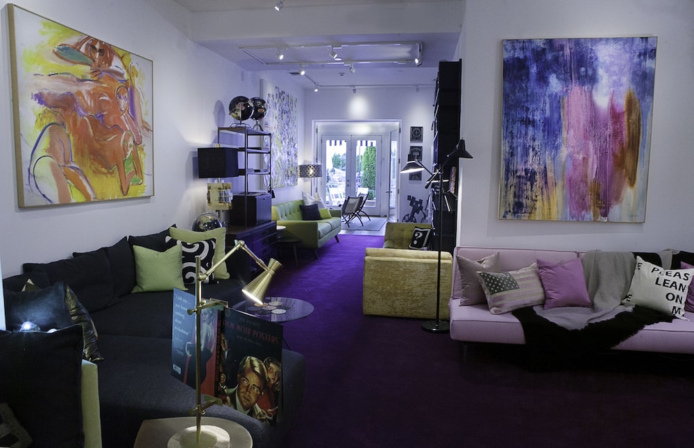 lounge
