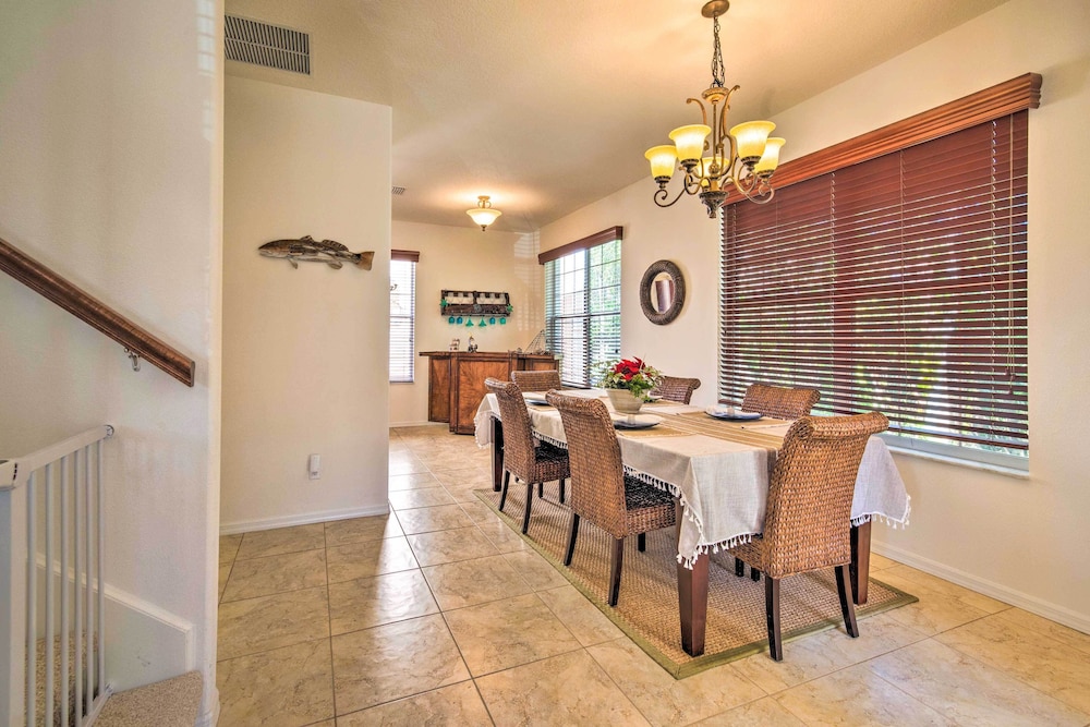 Pet-friendly Homosassa Condo: Walk to River!