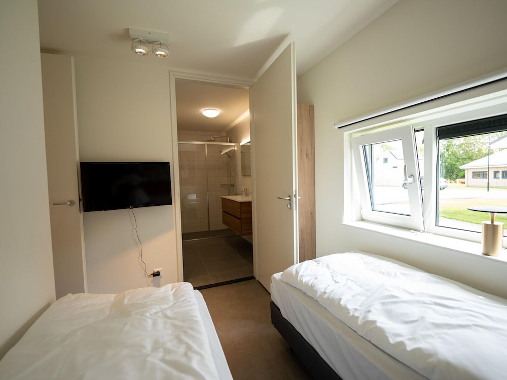 Sunny Zeeland Hideaway view 2