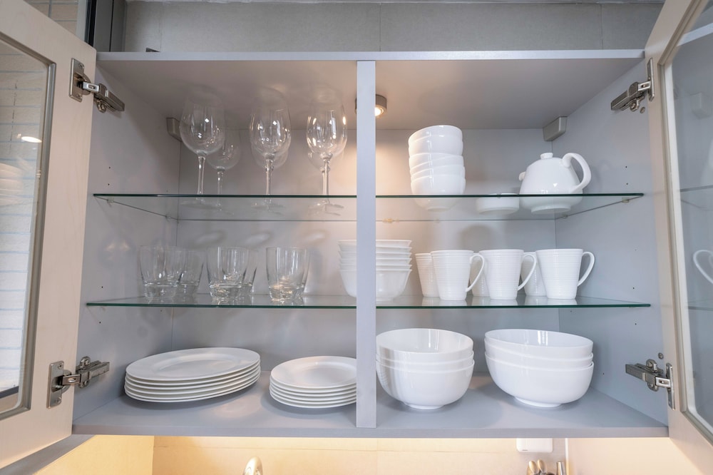 Tyms Family 2BR 1BA Apt Xujiahui Center