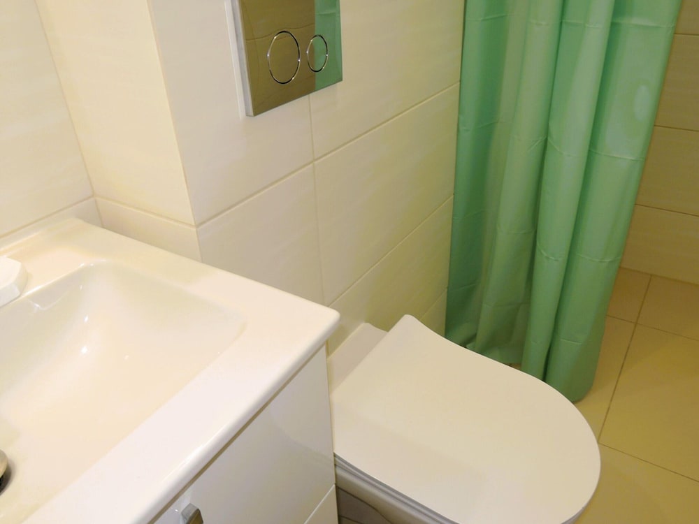Apartment in Rewal Near Beach and Whale Park view 4