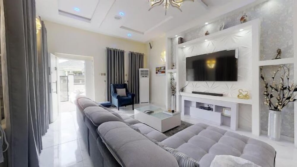Carter's Luxury Apartment