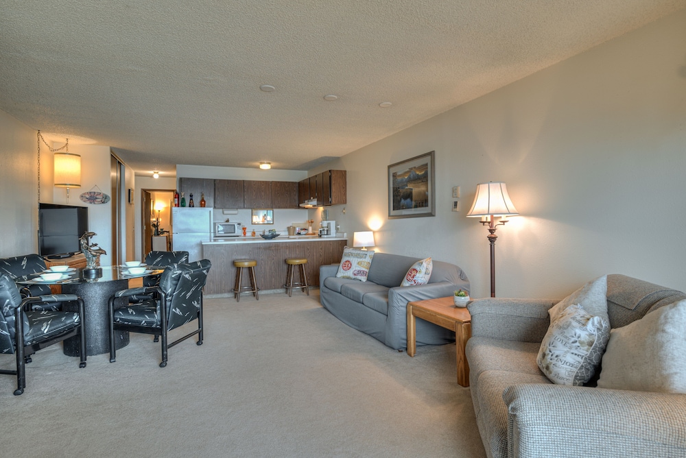 Lincoln City Vacations - Surftides Plaza Rentals - Property Image 116