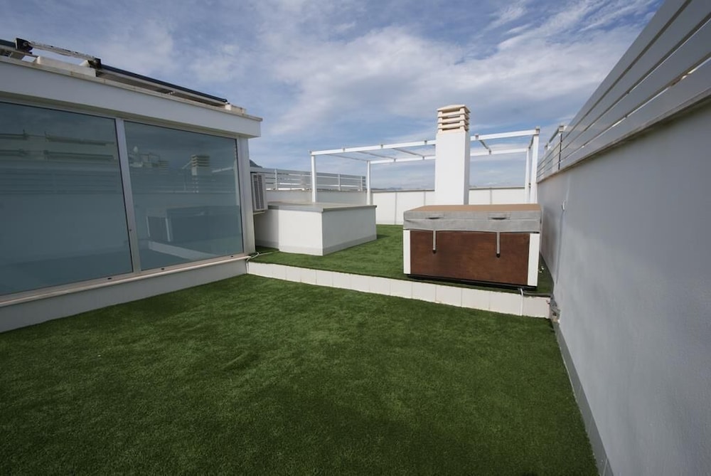 Adosado Miramontgo view 3