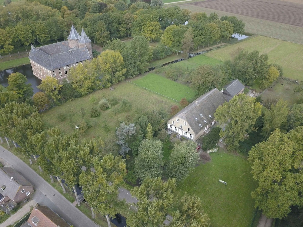 B&B Kasteelhoeve-Dussen