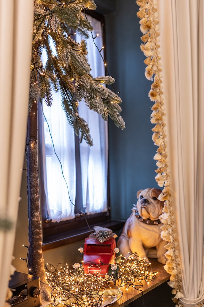 Rock Dandy La Maison De L’Ours | Top Fireplace Retreat
