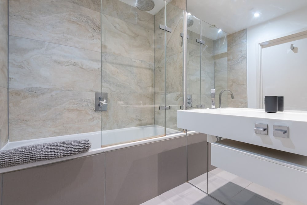 Old Street - Sleek Apartment