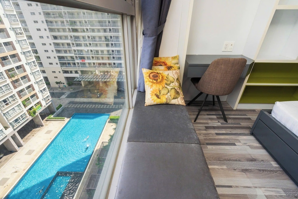 COZY 3-BR Apartment in the center of District 7