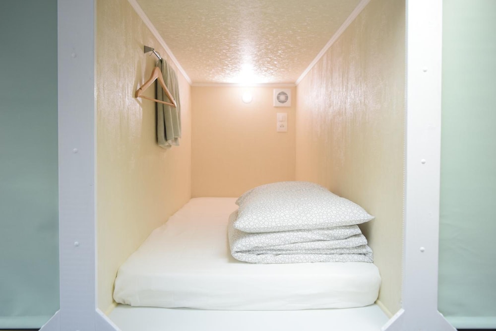 Arbat 25 Capsule Hostel