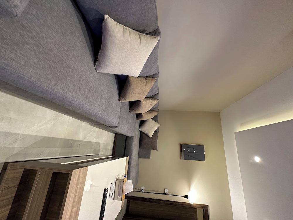 Charming Amman Apartment With Electric Heating & Free Park