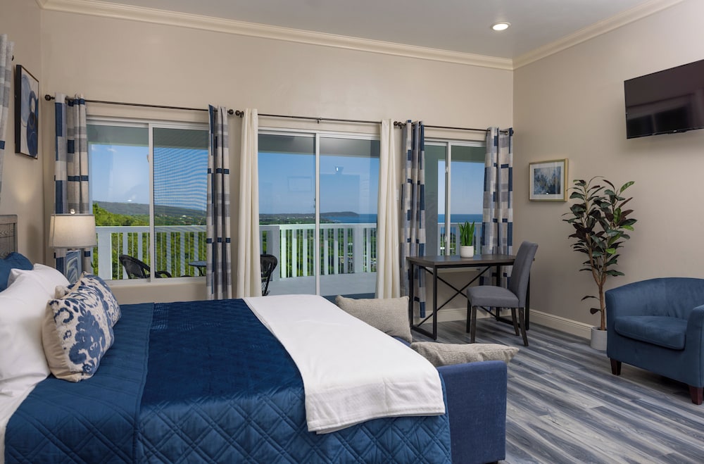 Majestic Heights Bed & Breakfast