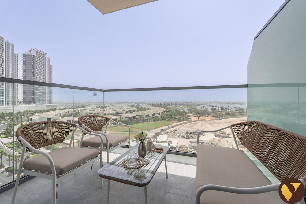 Gulf Gate Near Golf Club Parks & Pool