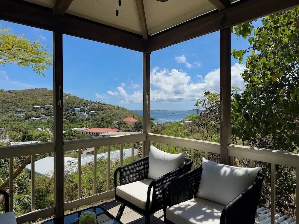 Villa Island Paradise