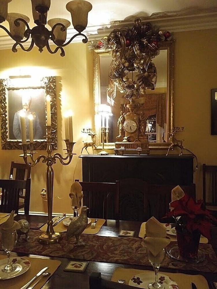 The Briarwood B&B