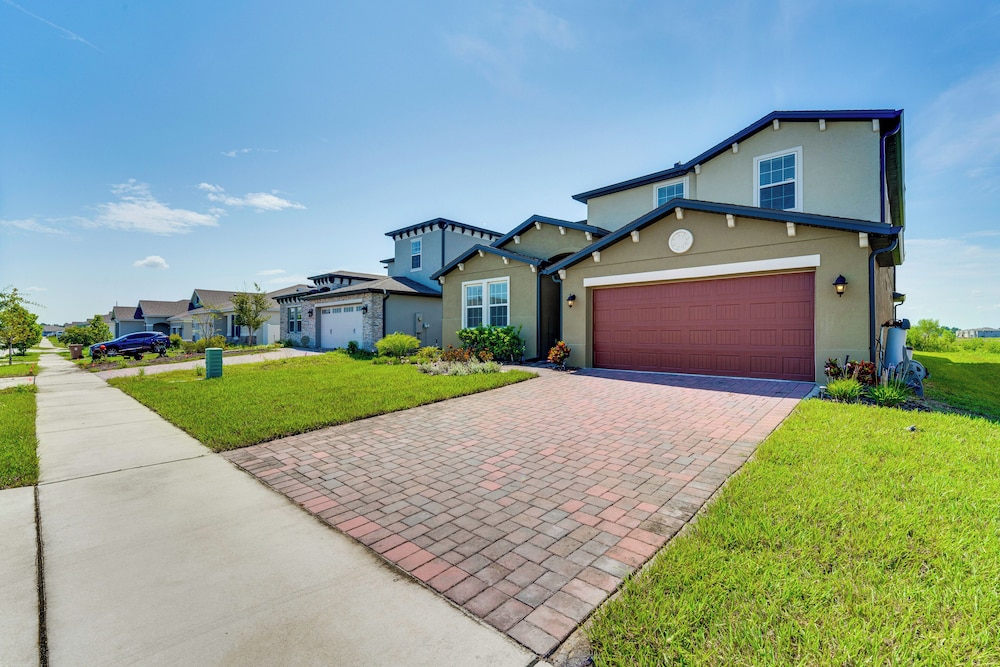 Pool Access: Family Gem w/ Views in St Cloud!