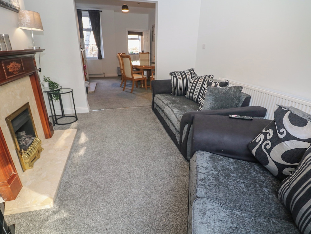 15 South Avenue Mews