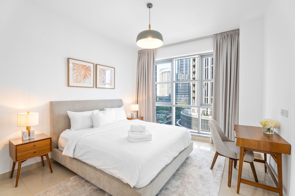 Nasma Luxury Stays - Standpoint Tower A