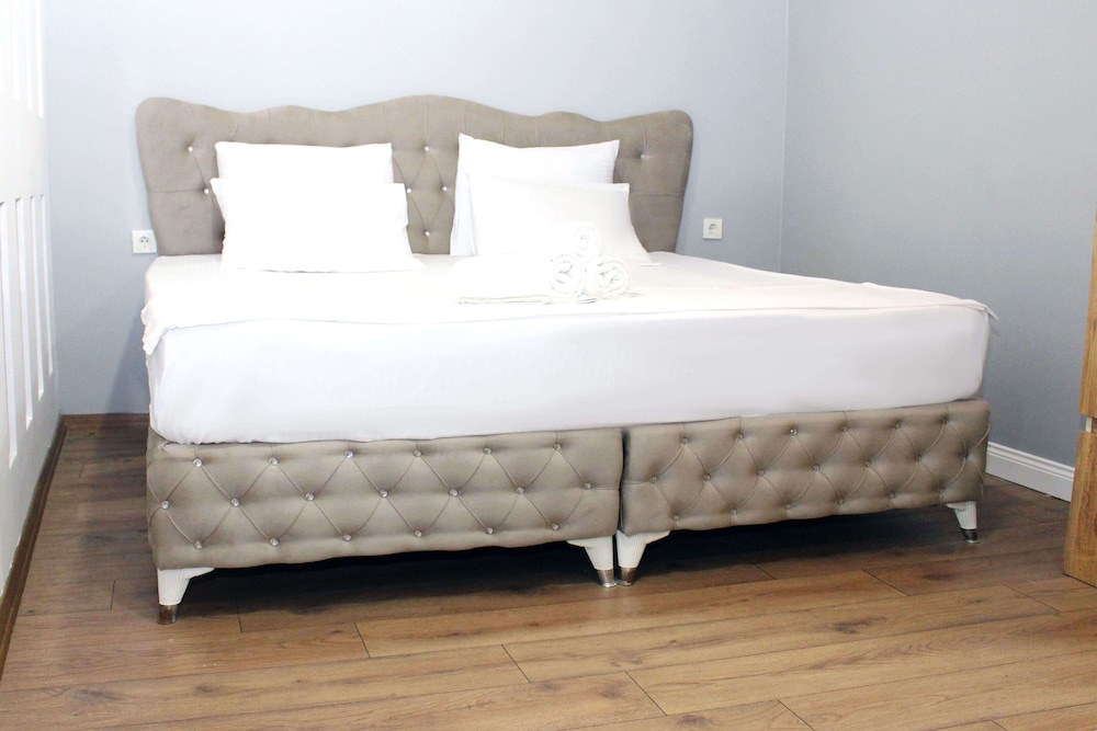 Big Life Otel - Image 105