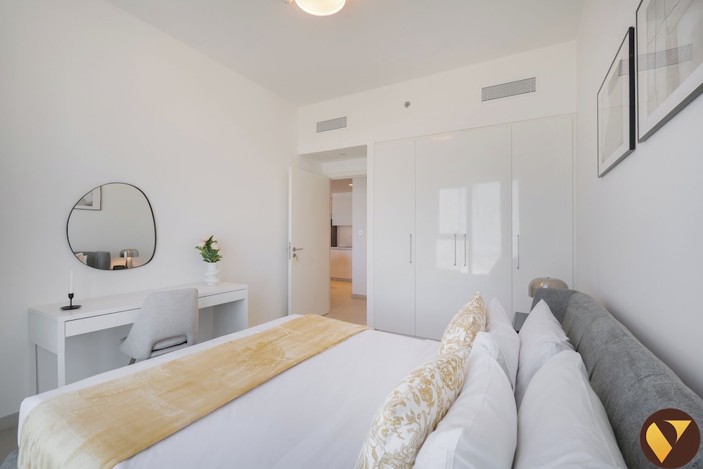 Downtown with Direct Access to Dubai Mal