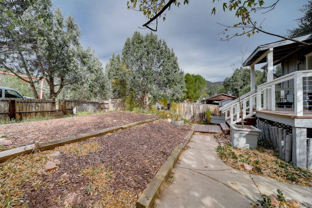 Payson Vacations - Pet-friendly Payson Cabin w/ Game Room! - Property Image 1