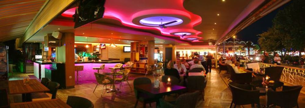 Ida Hotel - Image 7