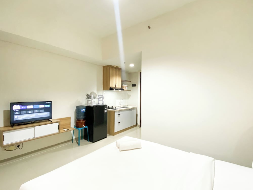 Simple Studio At Lrt City Bekasi Apartment By Travelio